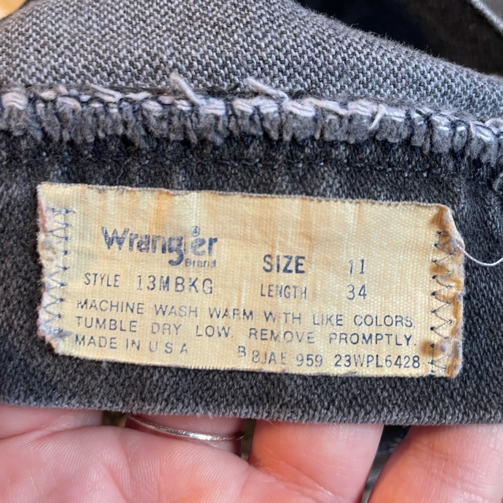 Vintage Wrangler shorts (Size 11 - SMALL though! More like US4) - Picture 5 of 5